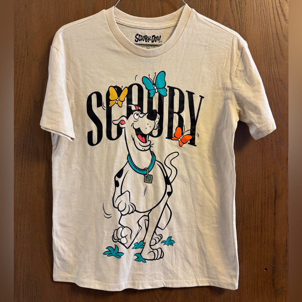 brand new throwback scooby doo tee